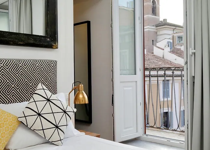 Della Croce Luxury Roma