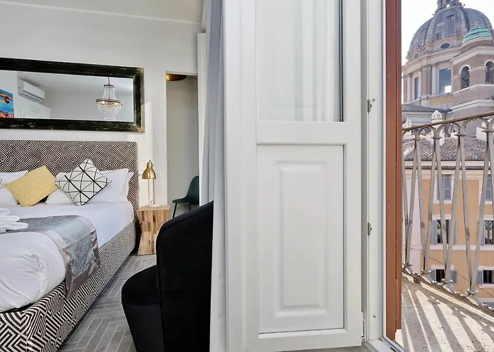 Della Croce Luxury Roma