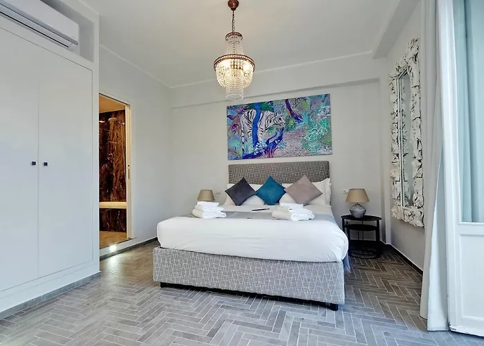 Della Croce Luxury 2*