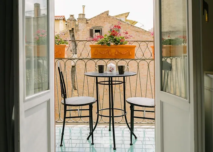 Della Croce Luxury 2* Roma