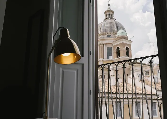 Della Croce Luxury Pensión Roma